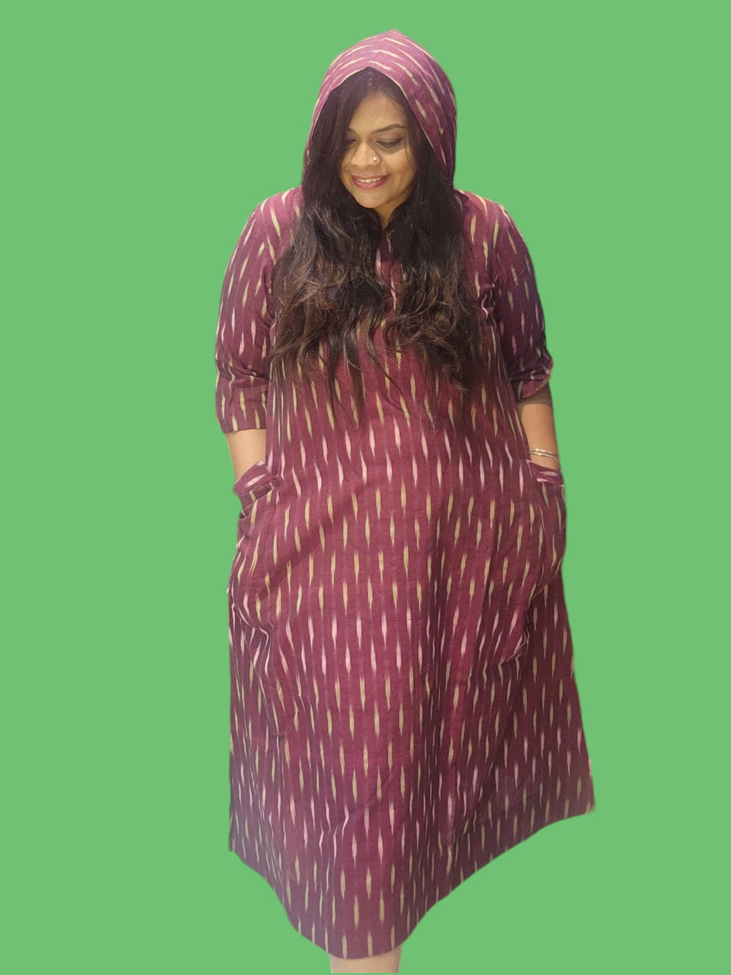 Hooded full dress - Maroon